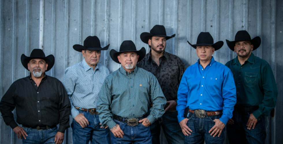 Grupo Intocable recibirá estrella en el Paseo de la Fama de Hollywood