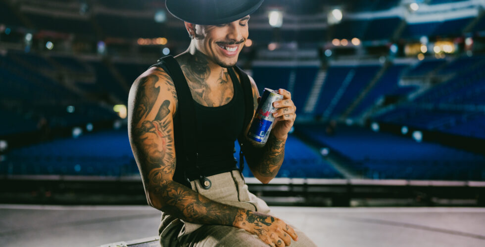 Rauw Alejandro y Red Bull anuncian histórica colaboración artística