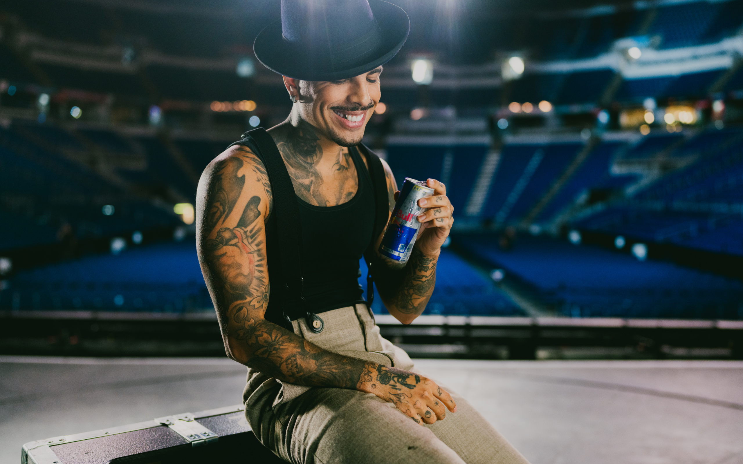 Rauw Alejandro y Red Bull anuncian histórica colaboración artística