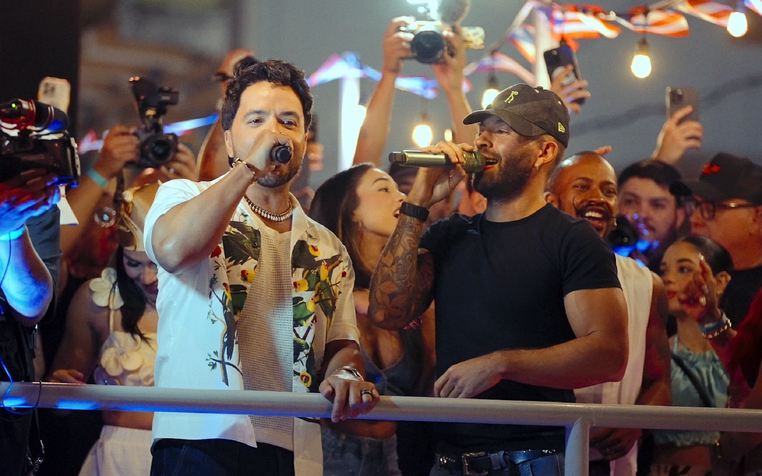 Luis Fonsi y Feid juntos en 